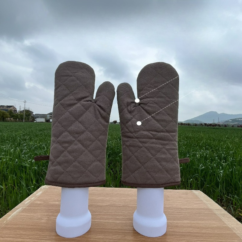 Gants de cuisine résistants à  - Commercial Kitchen Microwave avis et prix
