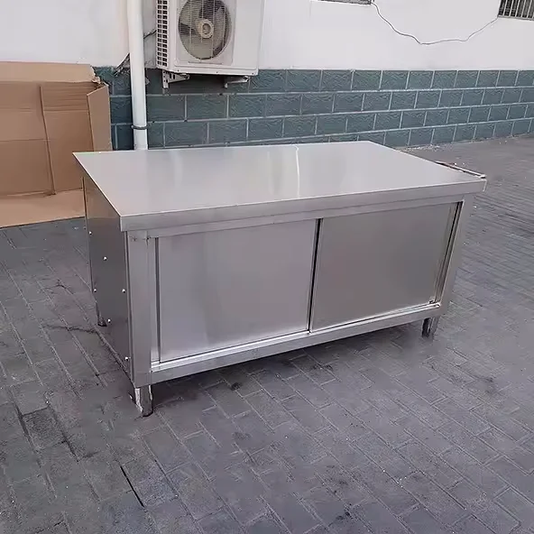 Équipement de cuisine multifon - Commercial Kitchen Prep Table avis et prix